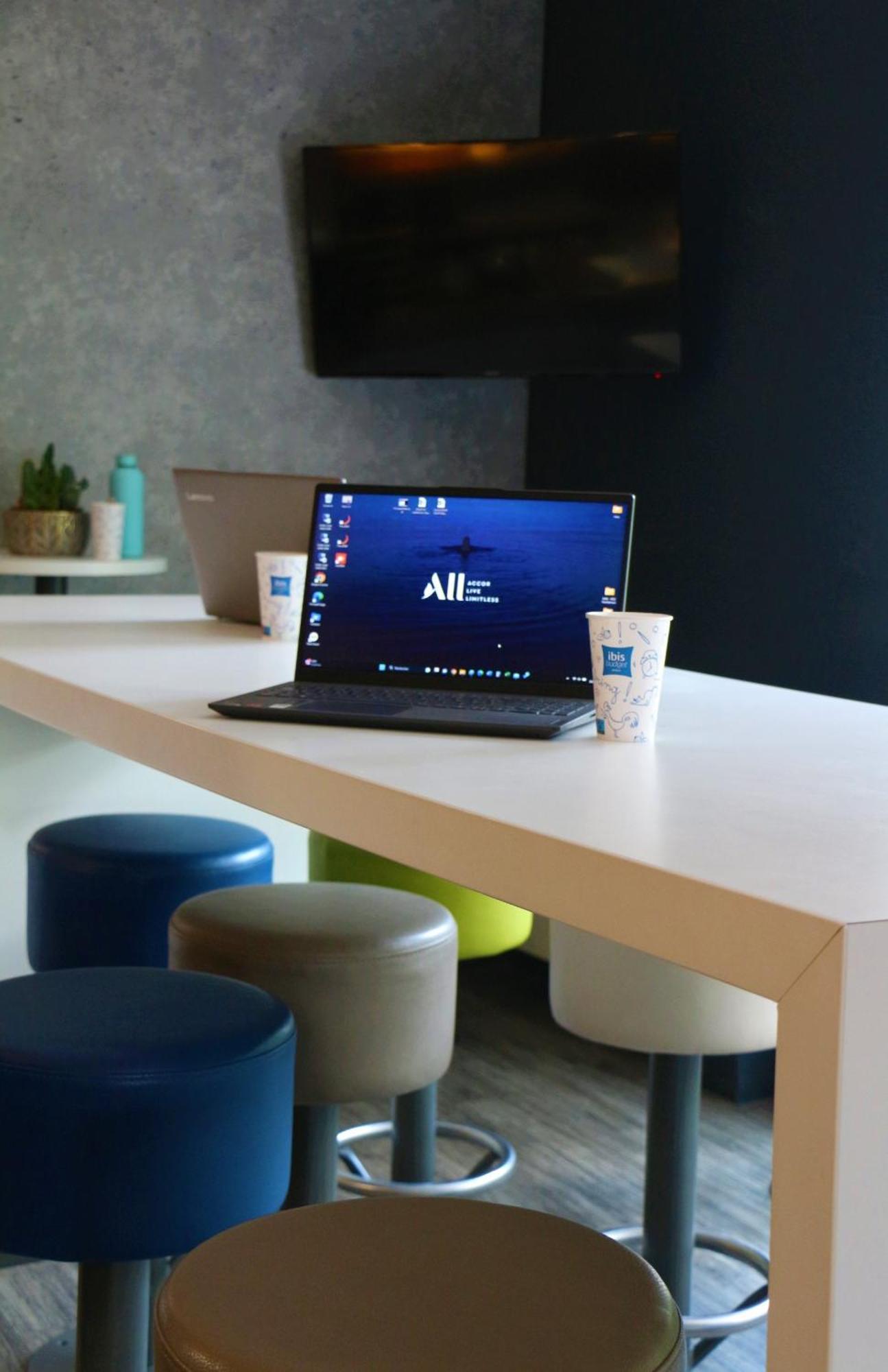 Ibis Budget Agen ル・パサージュ エクステリア 写真